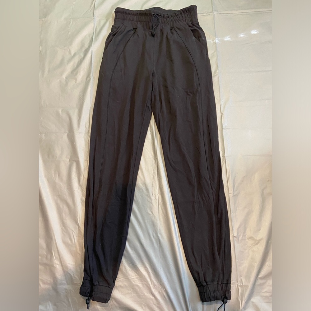 Lululemon Ready to Rulu Joggers-cinched (4) - Picture 5 of 12